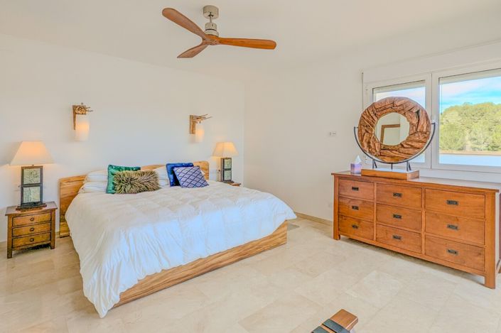 Image No.30-4 Bed Villa for sale