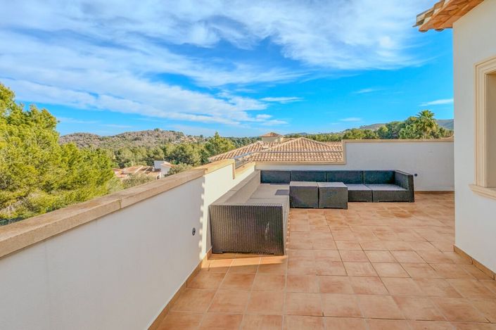 Image No.35-4 Bed Villa for sale