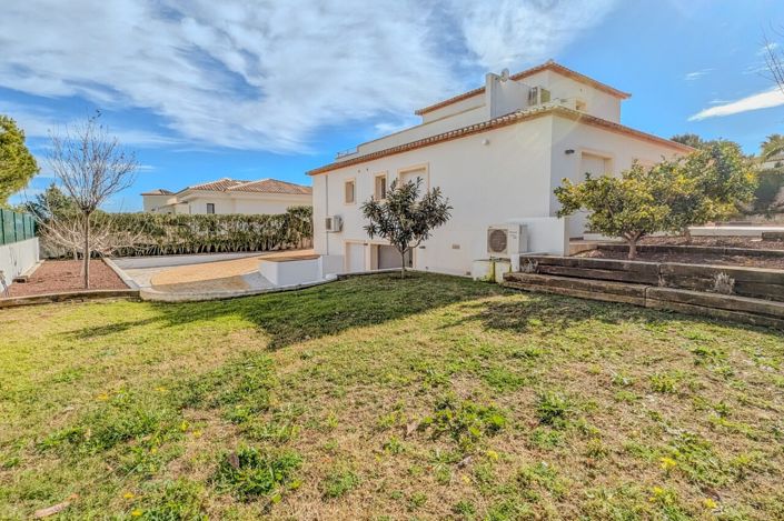Image No.44-4 Bed Villa for sale
