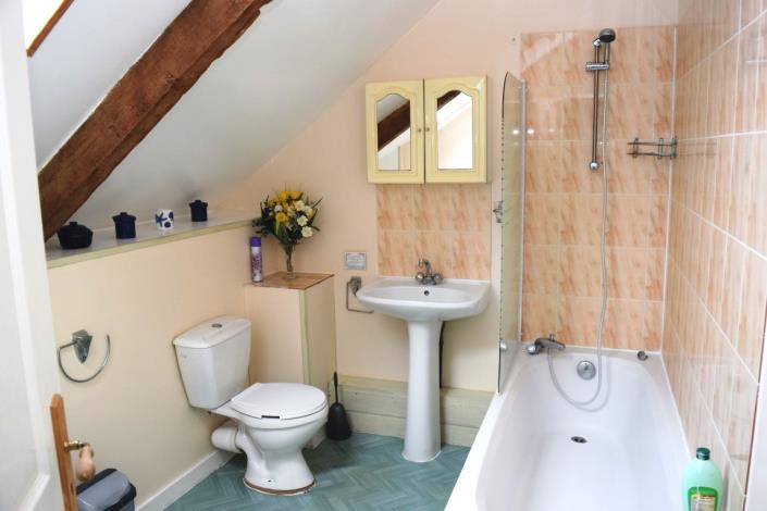 Image No.12-Maison de 11 chambres à vendre à Plouguenast