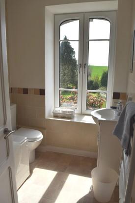 Image No.5-10 Bed Gite for sale