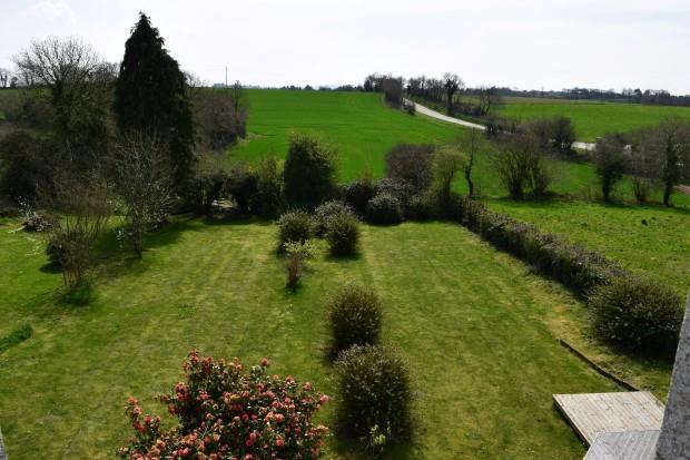 Image No.9-10 Bed Gite for sale