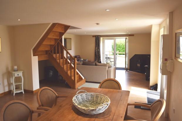 Image No.14-10 Bed Gite for sale