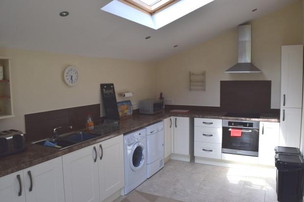 Image No.15-10 Bed Gite for sale