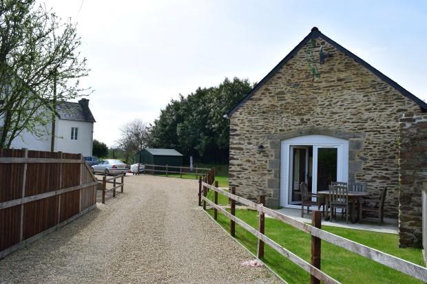 Image No.20-10 Bed Gite for sale