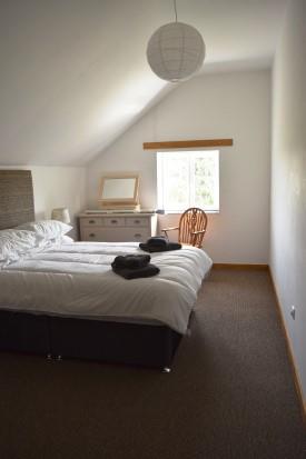 Image No.27-10 Bed Gite for sale