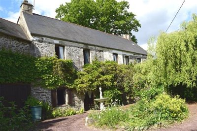 6 Bed House for sale