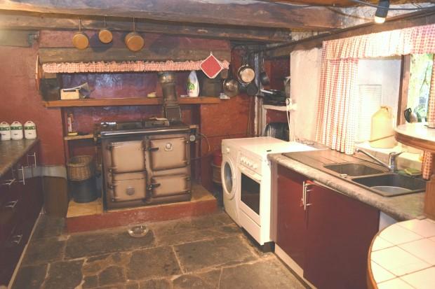 Image No.5-6 Bed House for sale