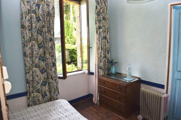 Image No.10-6 Bed House for sale