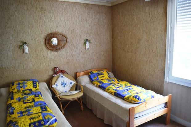 Image No.12-5 Bed House for sale