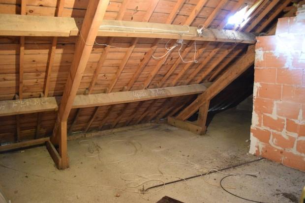 Image No.18-5 Bed House for sale