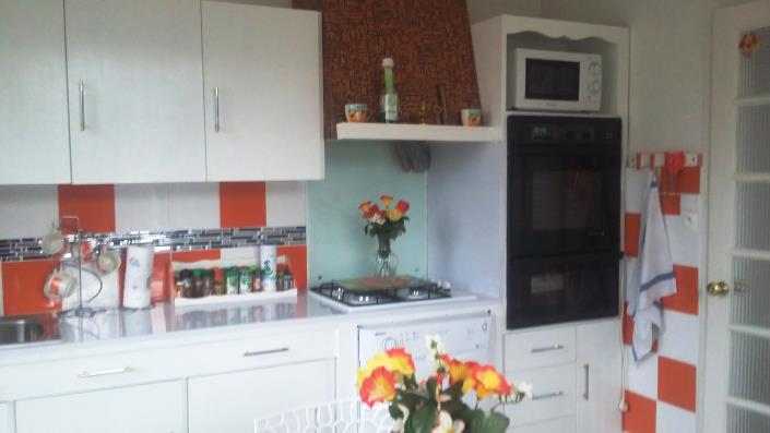 Image No.8-5 Bed House for sale