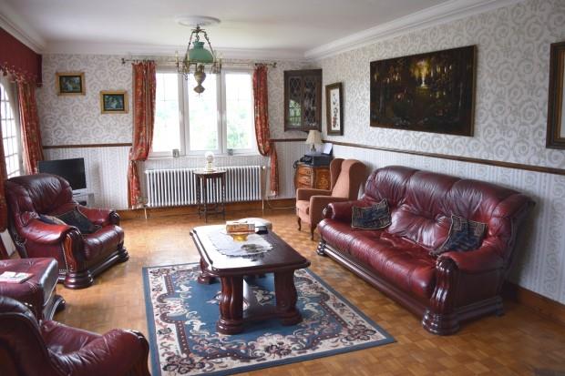 Image No.3-5 Bed House for sale