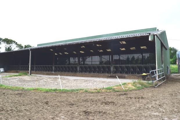 Image No.15-5 Bed Farmhouse for sale