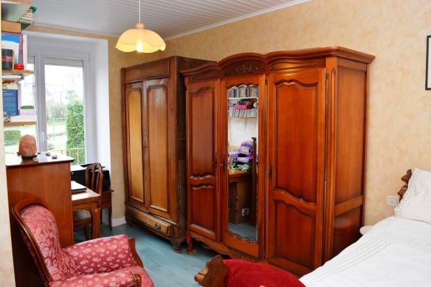 Image No.9-4 Bed House for sale