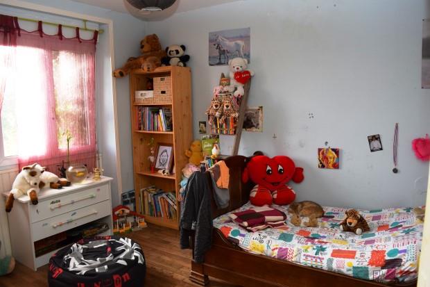 Image No.10-4 Bed House for sale