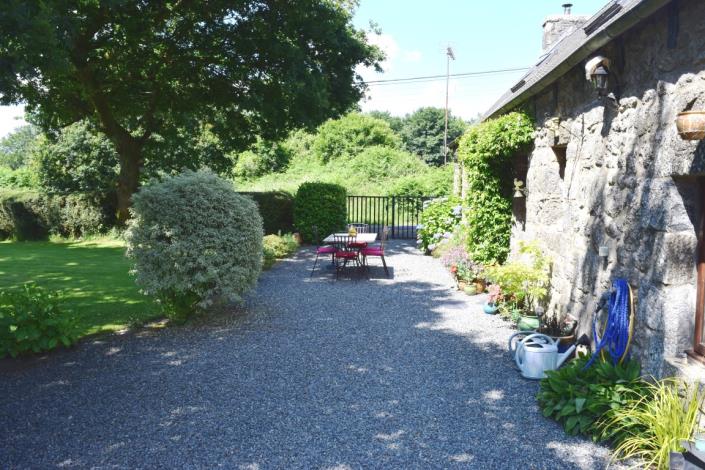 Image No.3-Maison de 2 chambres à vendre à Maël-Pestivien