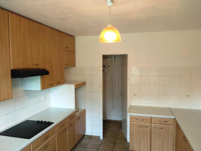 Image No.8-3 Bed House for sale