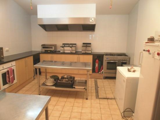 Image No.8-2 Bed House for sale