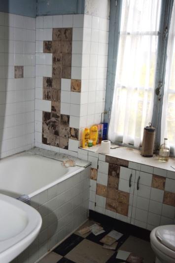 Image No.15-4 Bed House for sale