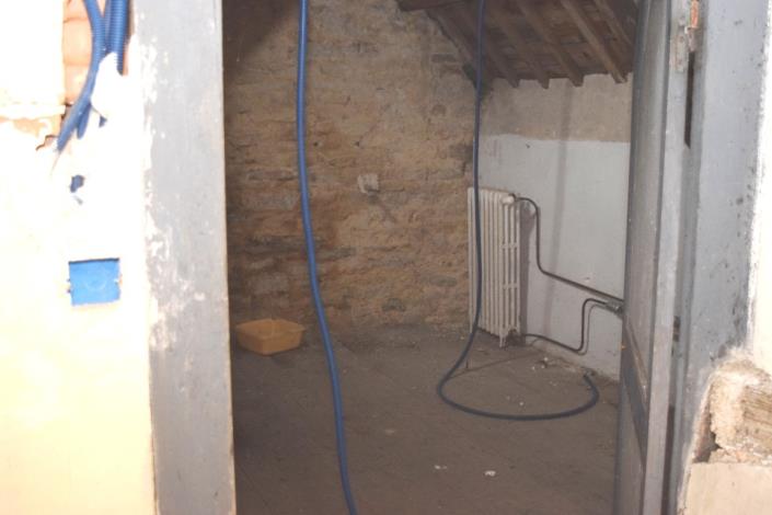 Image No.18-4 Bed House for sale