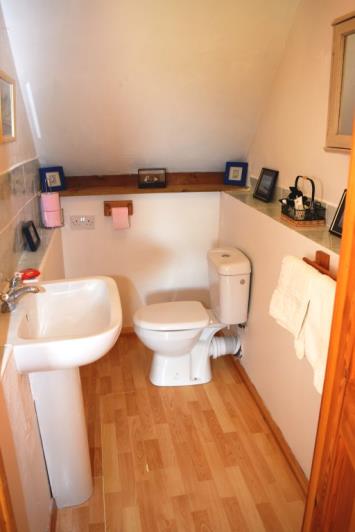 Image No.19-5 Bed House for sale