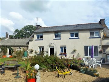 Maison de 3 chambres à vendre à Plourac'h