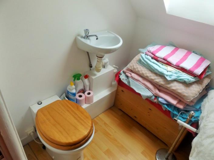 Image No.19-3 Bed House for sale