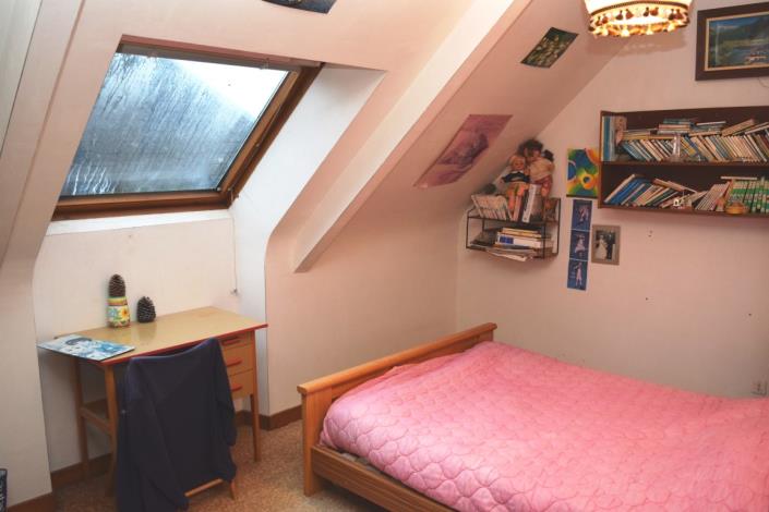 Image No.17-8 Bed House for sale