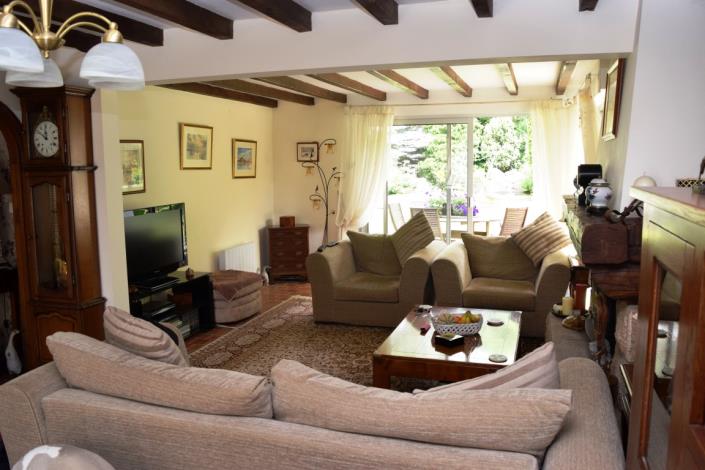 Image No.8-4 Bed House for sale