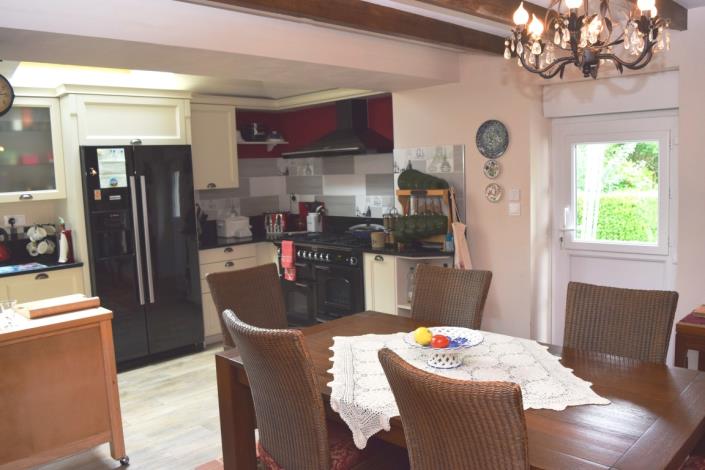 Image No.12-4 Bed House for sale