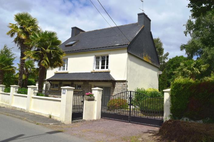 Image No.2-4 Bed House for sale