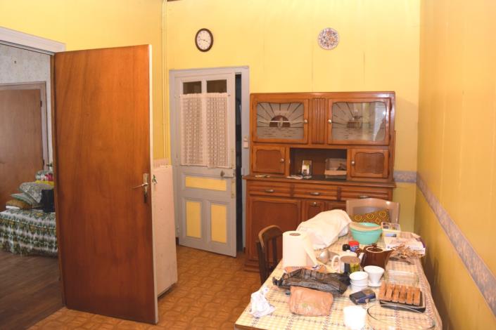 Image No.3-3 Bed House for sale