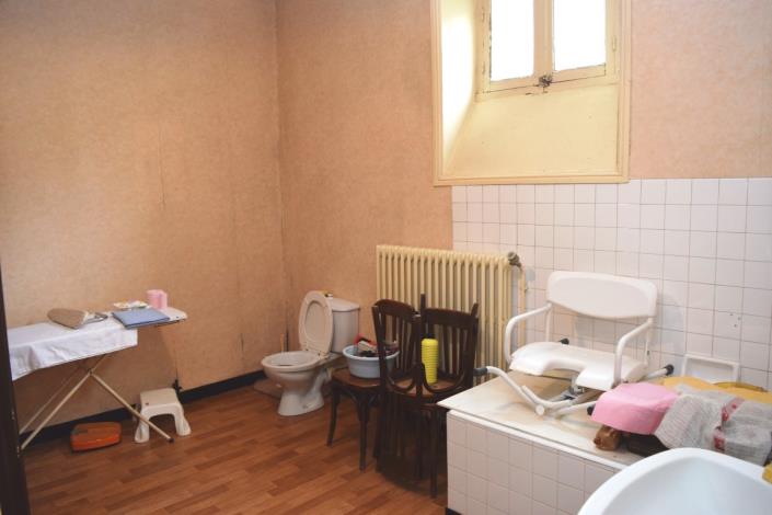 Image No.11-3 Bed House for sale