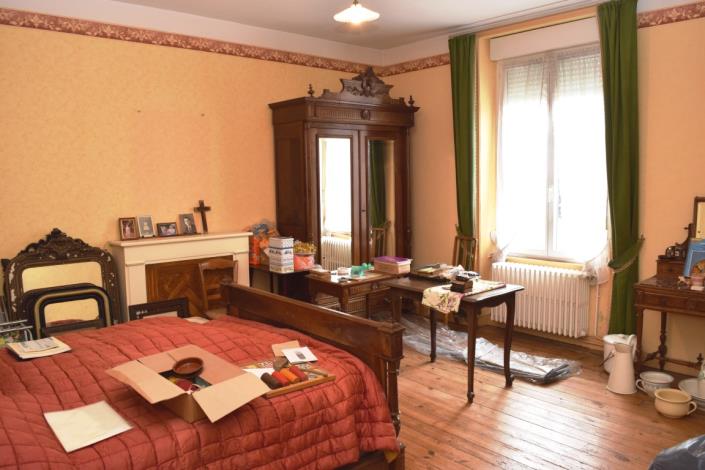 Image No.8-3 Bed House for sale