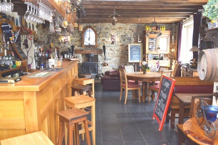 Image No.4-Bar de 3 chambres à vendre à Crédin