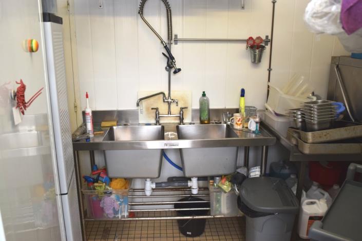 Image No.10-Bar de 3 chambres à vendre à Crédin