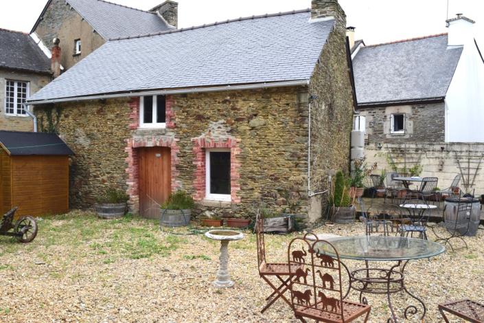 Image No.22-Bar de 3 chambres à vendre à Crédin