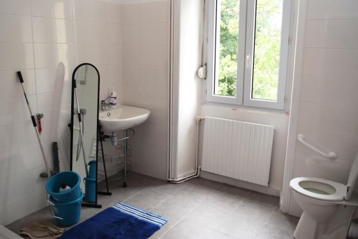 Image No.8-Maison de 5 chambres à vendre à Saint-Goazec