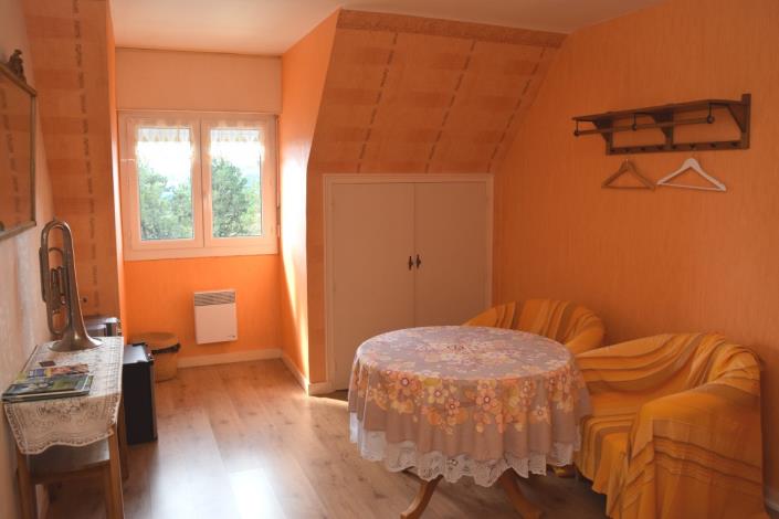 Image No.14-7 Bed House for sale