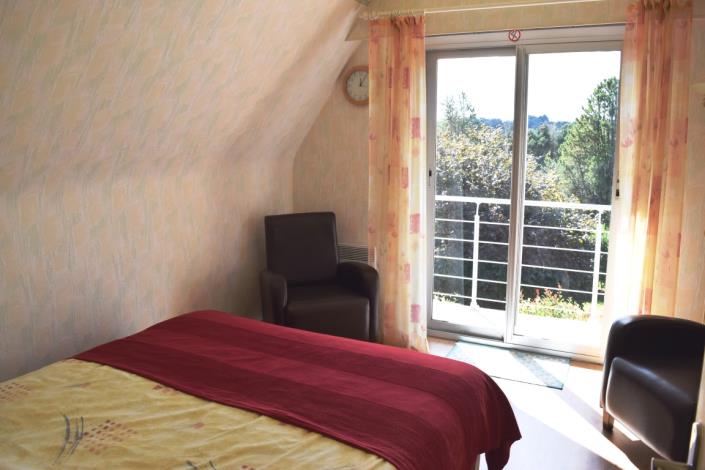 Image No.17-7 Bed House for sale