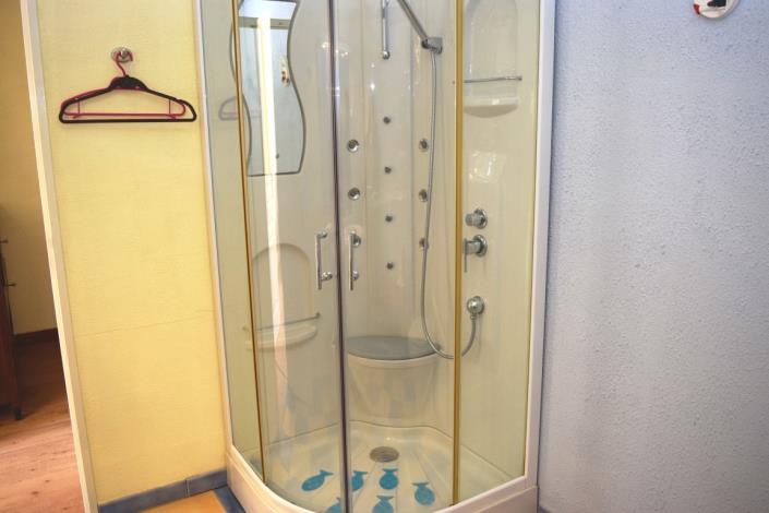 Image No.19-7 Bed House for sale