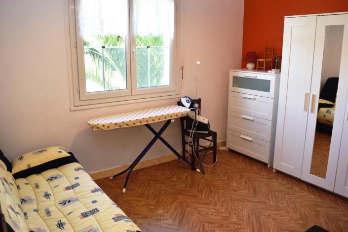 Image No.10-7 Bed House for sale