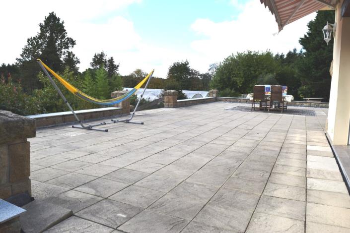 Image No.6-7 Bed House for sale