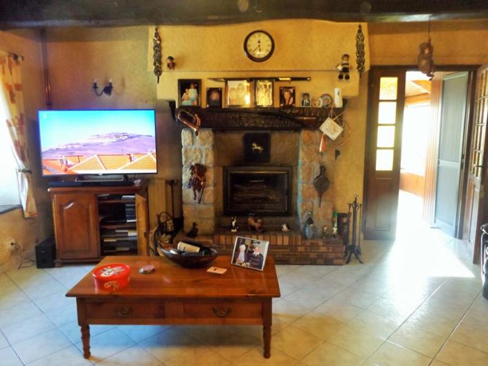 Image No.10-4 Bed House for sale