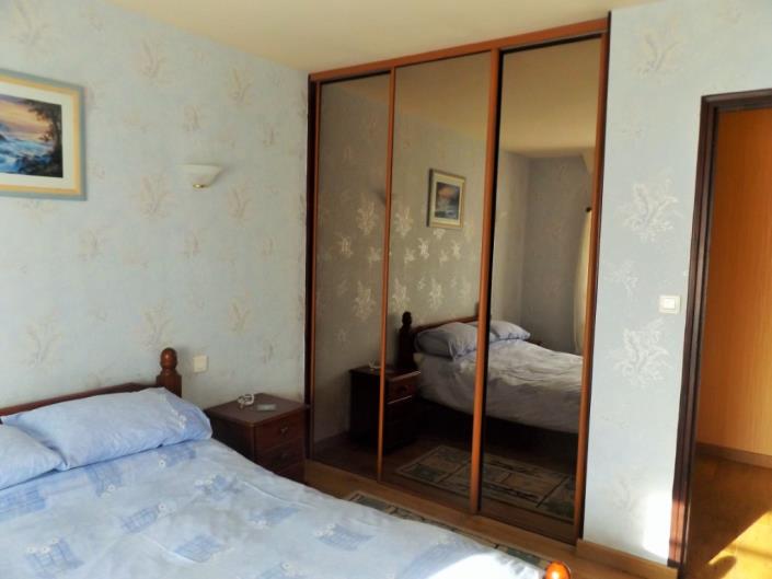 Image No.19-4 Bed House for sale