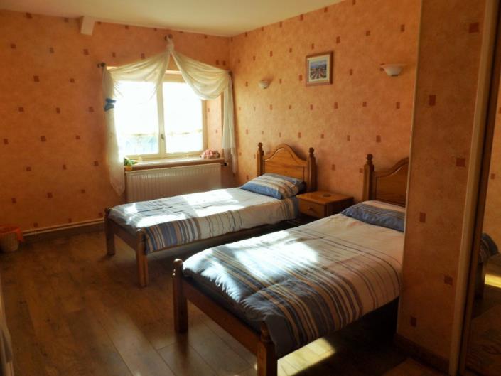 Image No.20-4 Bed House for sale