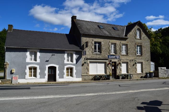 Image No.2-4 Bed House for sale