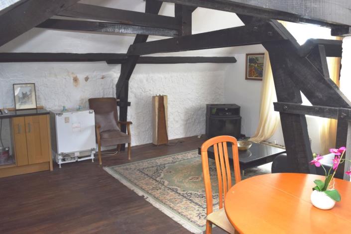 Image No.19-4 Bed House for sale