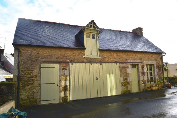 Image No.22-6 Bed House for sale